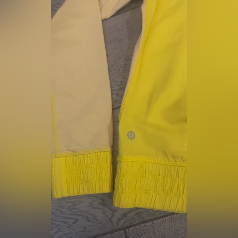 Lululemon Blissed Out Jacket In Sizzle #P05 - Picture 9 of 10